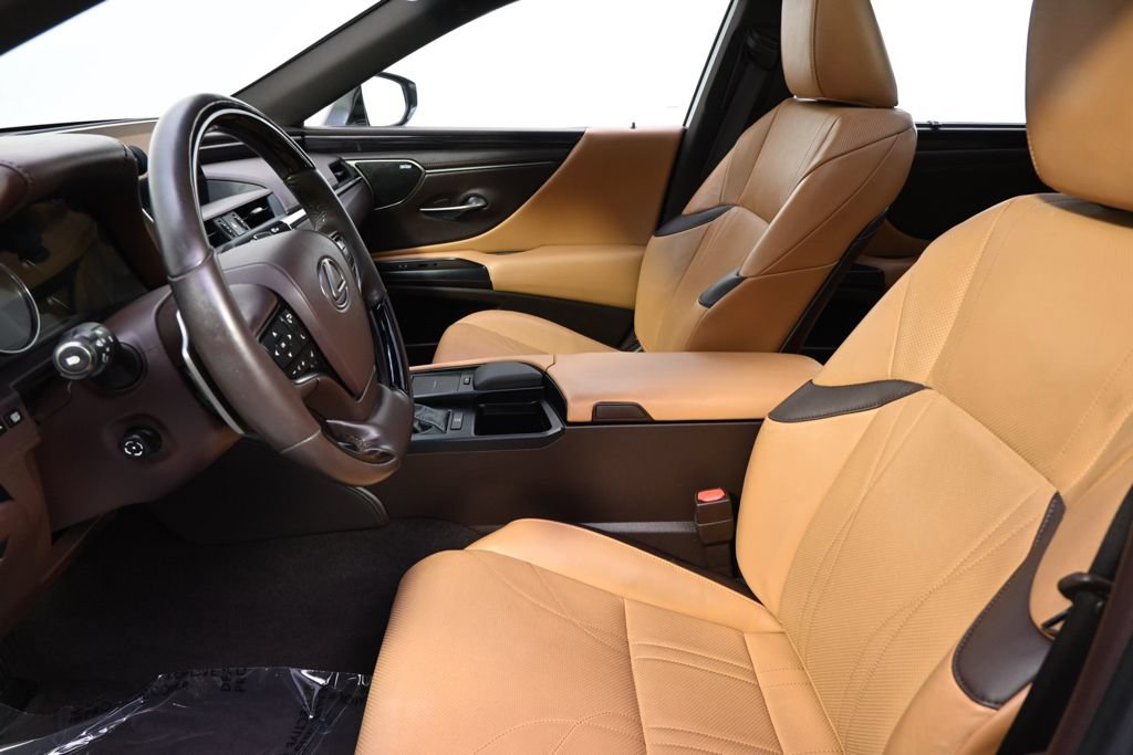 Used 2020 Lexus ES 350 Ultra Luxury w/ Accessory Package 2 FWD image 13
