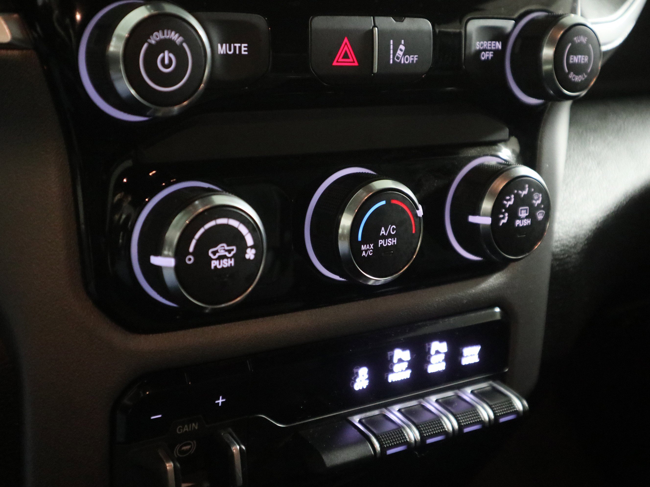 Used 2025 RAM 1500 Big Horn image 26