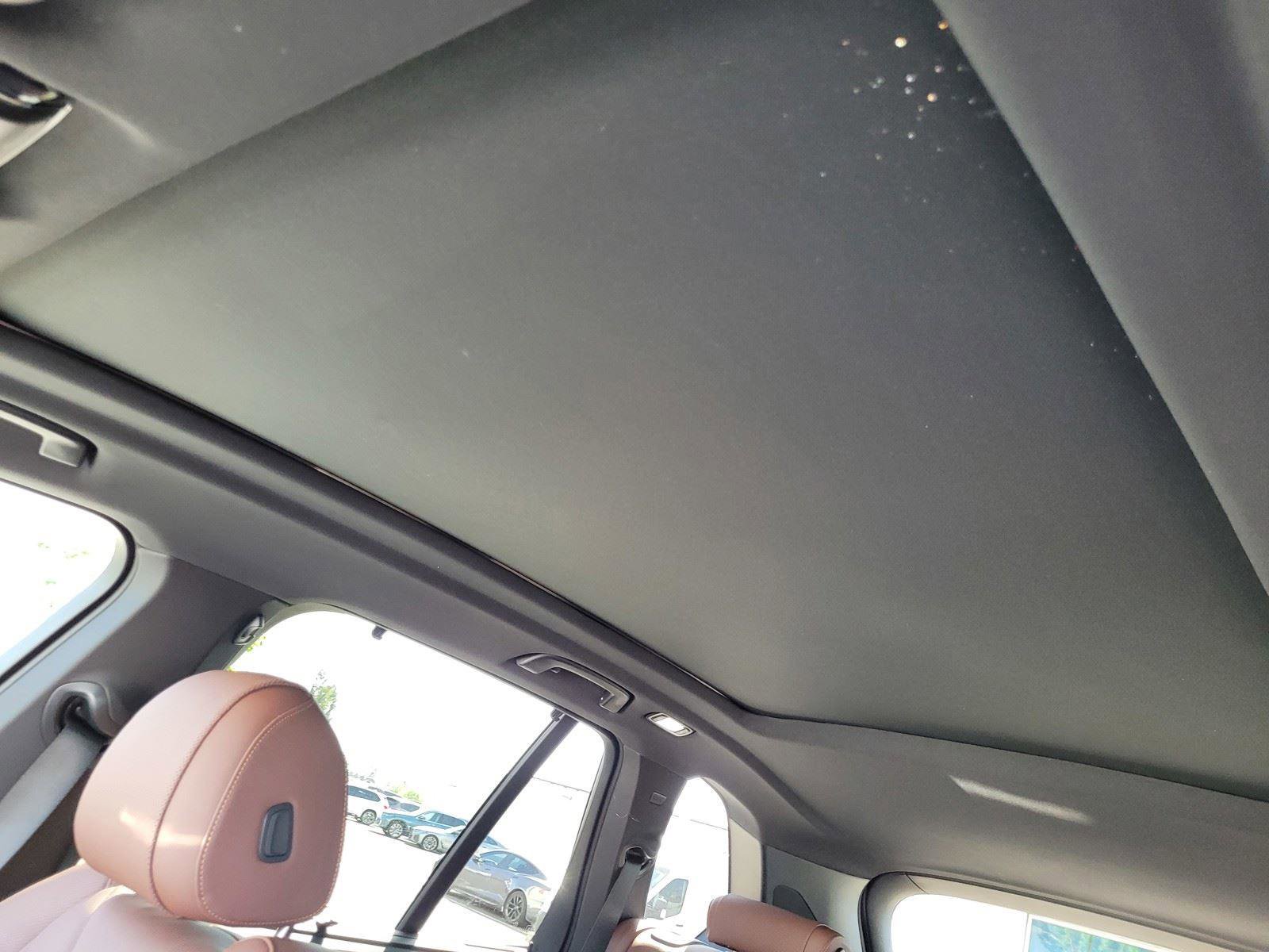 New 2026 BMW X5 xDrive50e w/ Premium Package AWD/4WD image 9