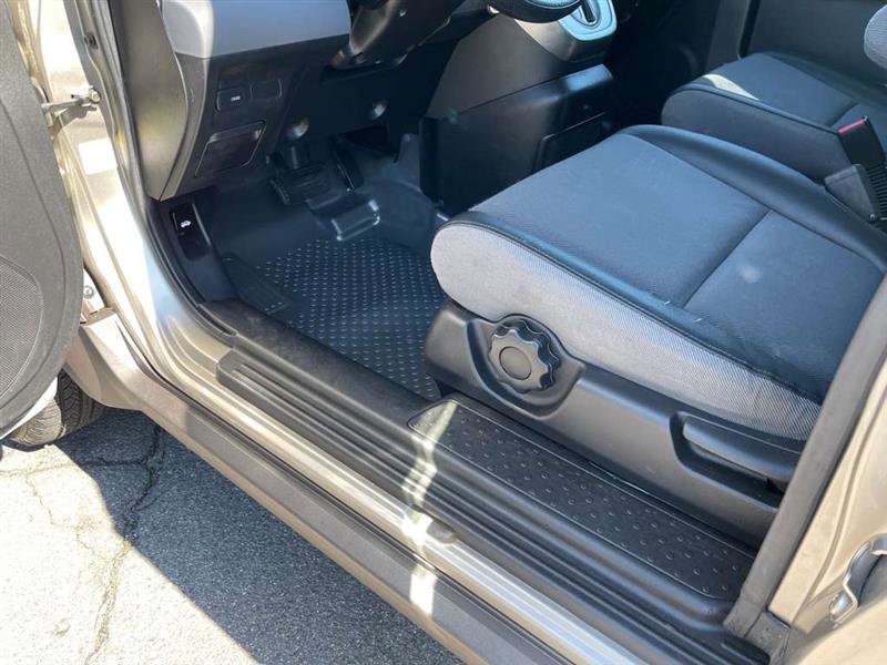 Used 2004 Honda Element EX image 56