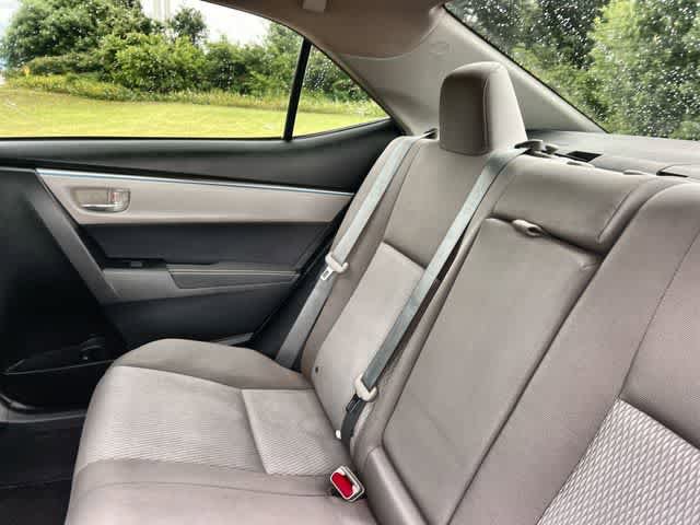 Used 2016 Toyota Corolla LE FWD image 14