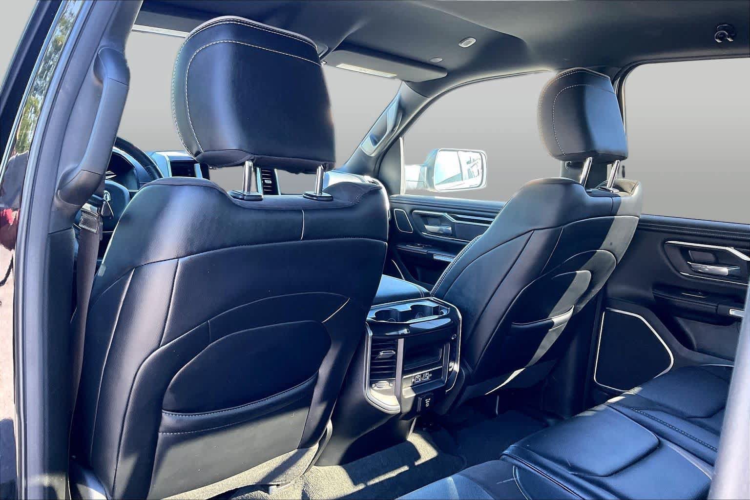 Used 2022 RAM 1500 Laramie AWD/4WD image 21