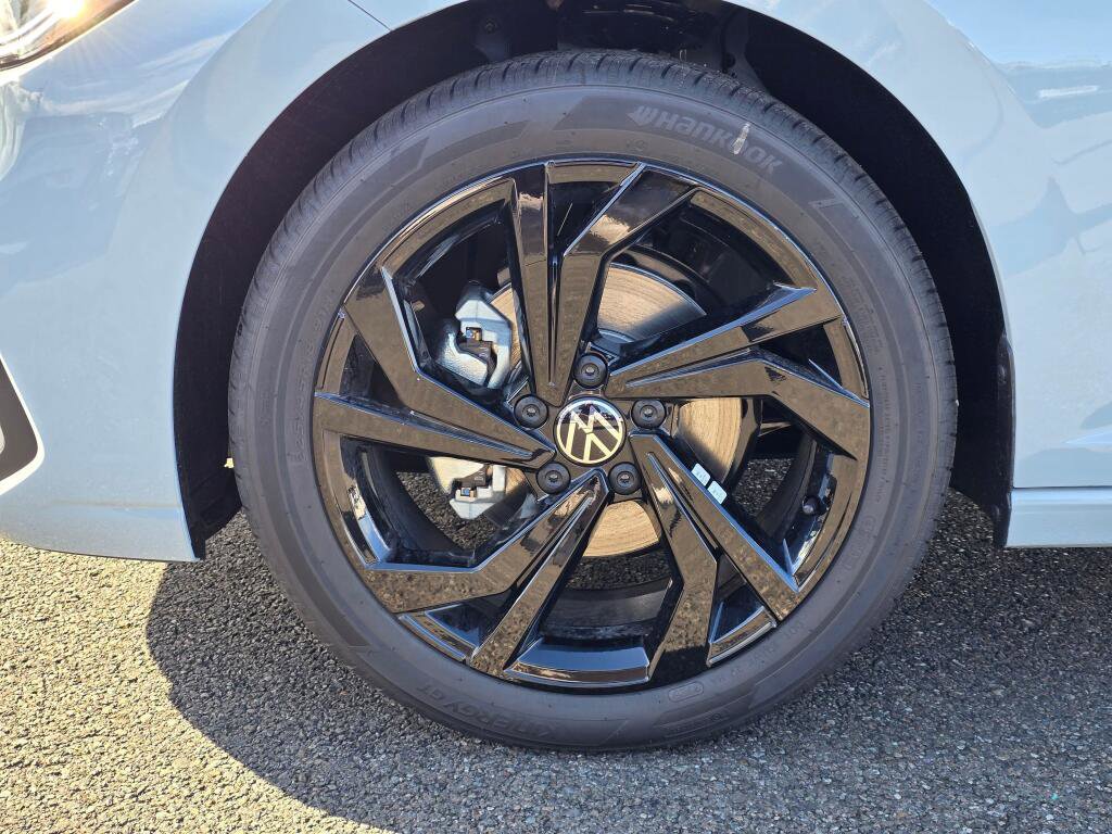 New 2026 Volkswagen Jetta SE image 11