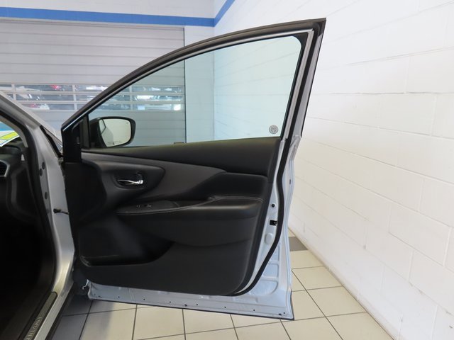Used 2023 Nissan Murano SV image 24