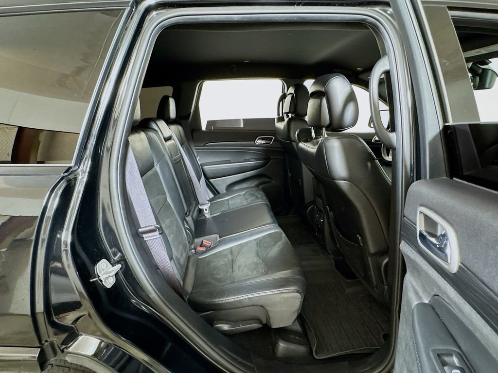 Used 2019 Jeep Grand Cherokee Altitude RWD image 26