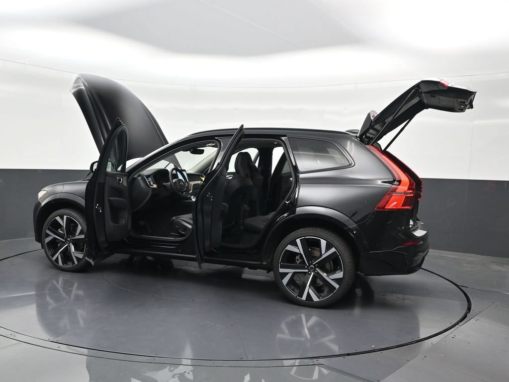 New 2026 Volvo XC60 T8 Ultra AWD/4WD image 32