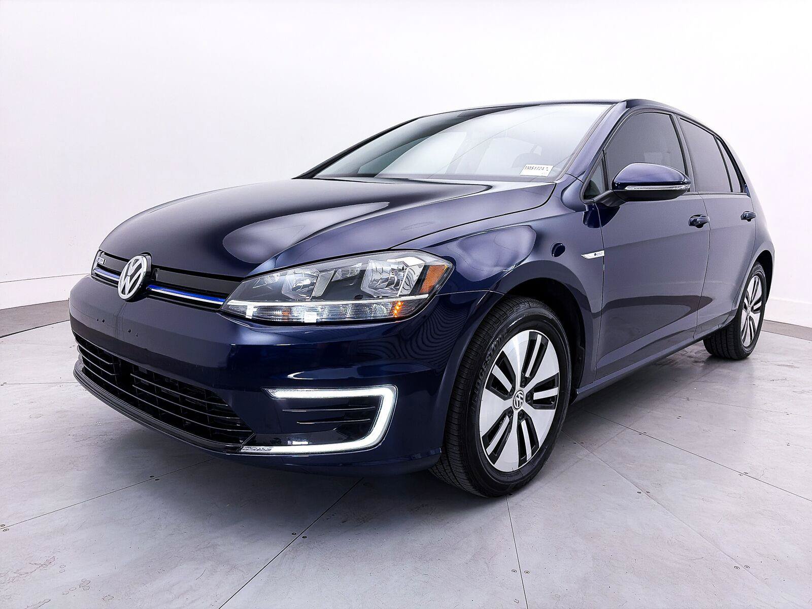 Used 2019 Volkswagen e-Golf SE w/ Driver Assistance Package FWD image 12