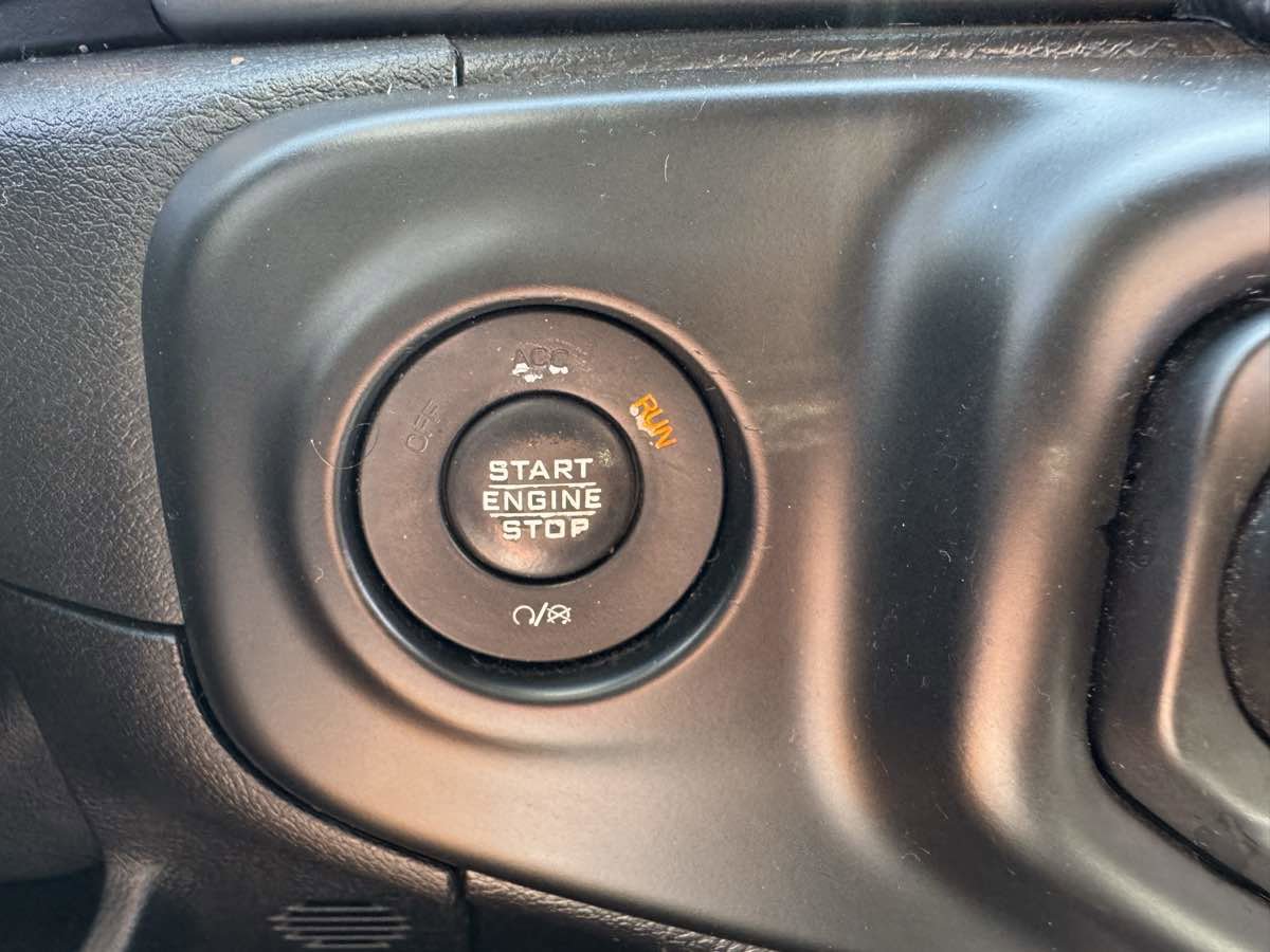 Used 2018 Jeep Wrangler Unlimited Sport S image 44