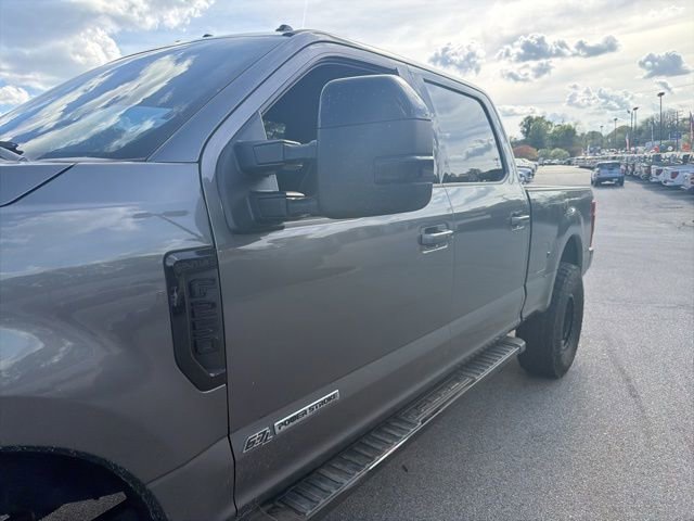 Used 2022 Ford F250 Lariat w/ Black Appearance Package image 7