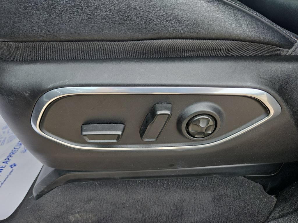 Used 2024 Jeep Wagoneer Series II AWD/4WD image 44