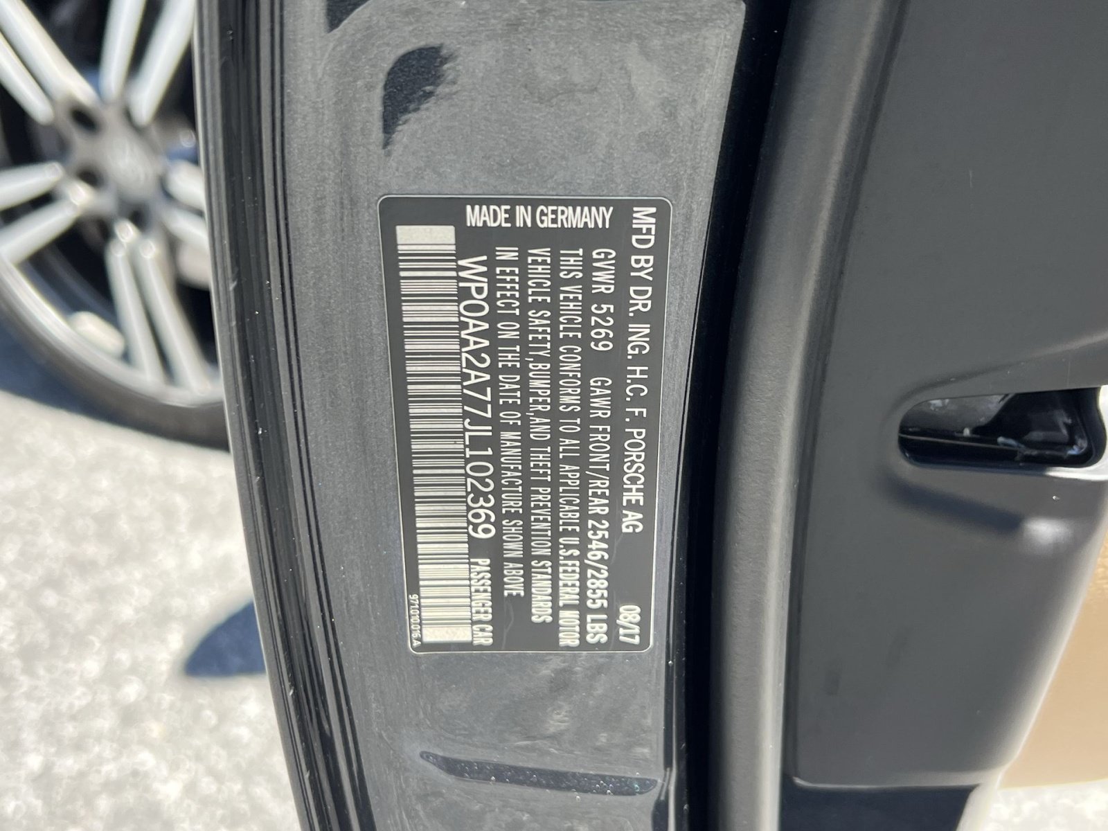 Used 2018 Porsche Panamera RWD image 42