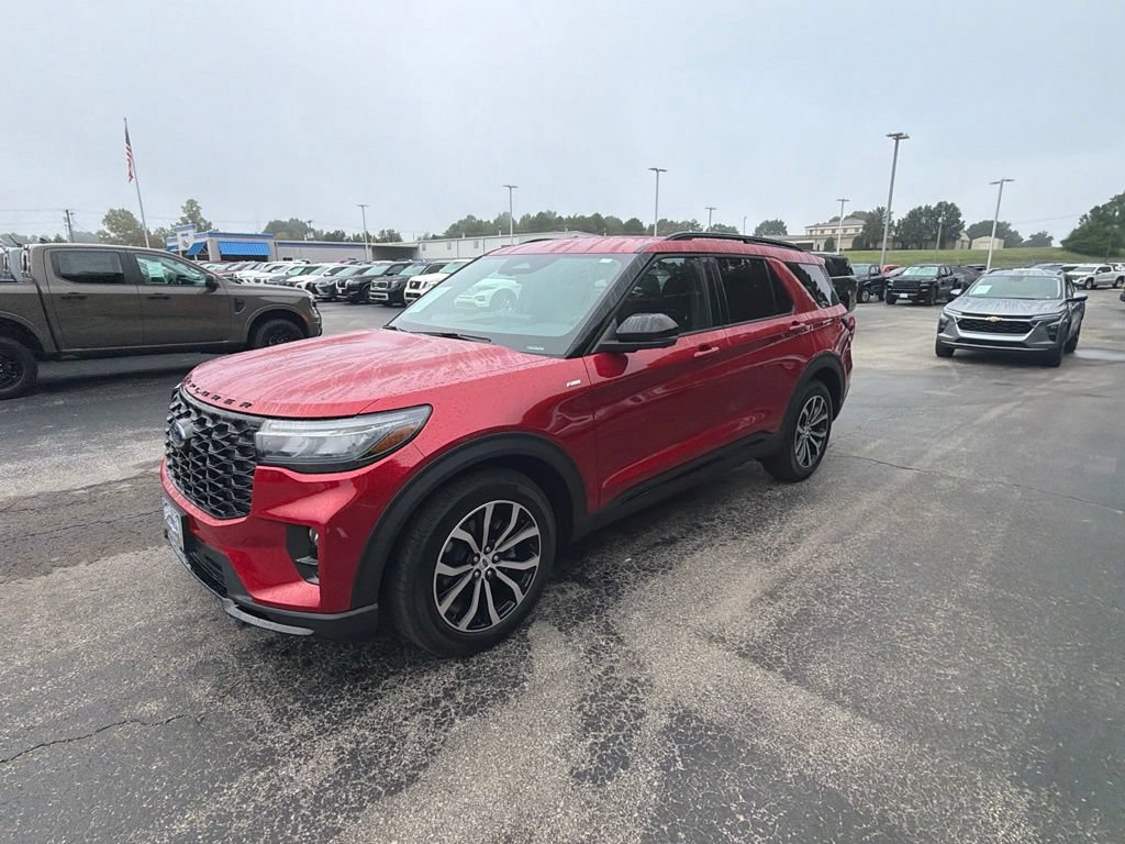 Used 2026 Ford Explorer ST-Line w/ Premium Package RWD image 7