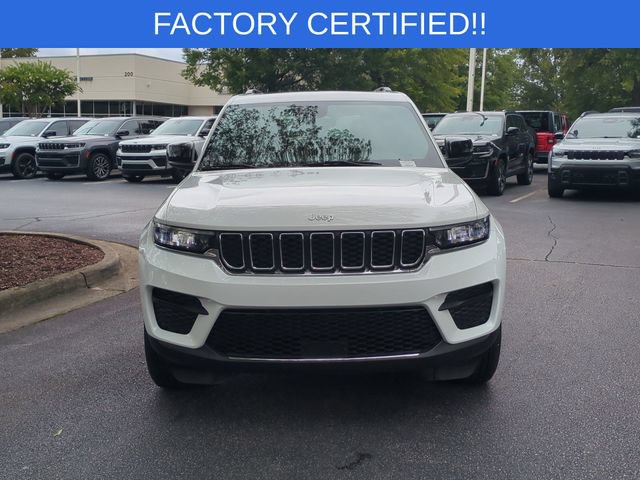 Certified 2025 Jeep Grand Cherokee Laredo X w/ Luxury Tech Group I AWD/4WD image 8