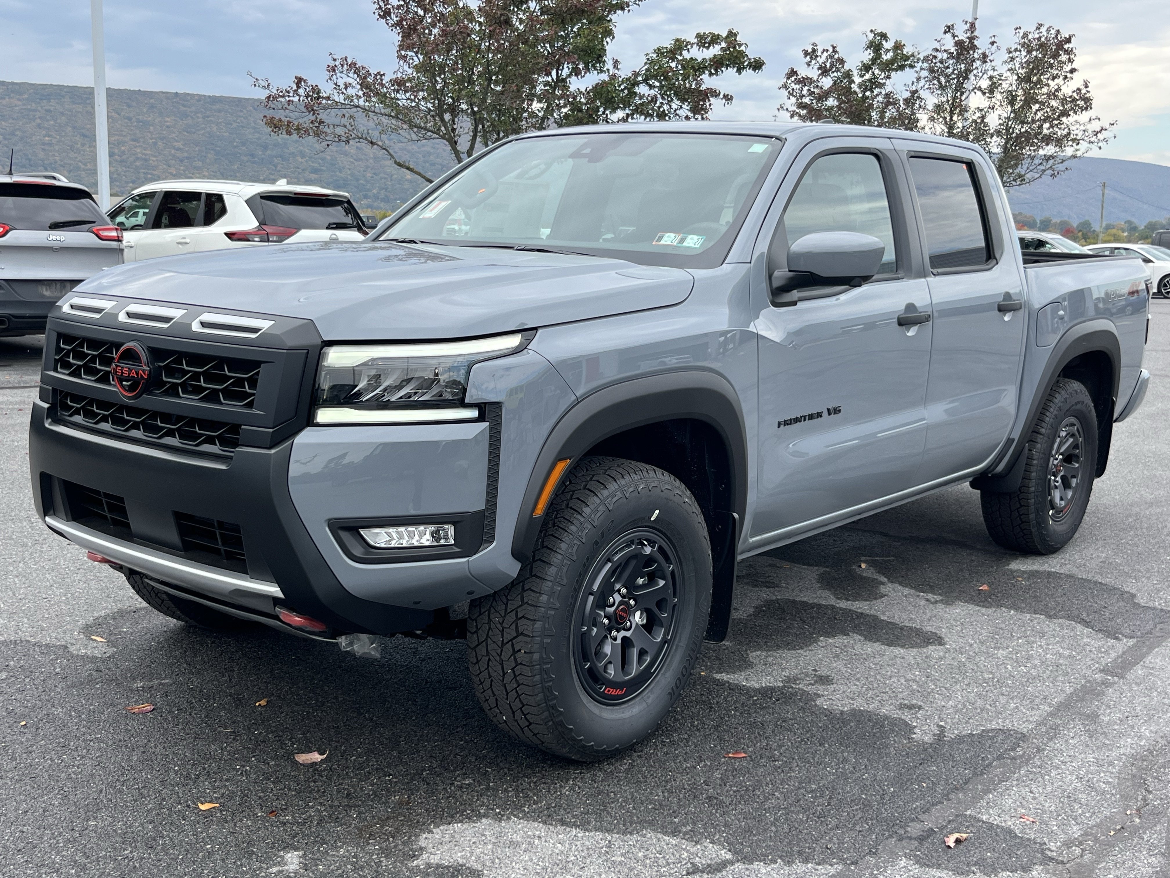 New 2027 Nissan Frontier PRO-4X w/ Pro Premium Package AWD/4WD image 8