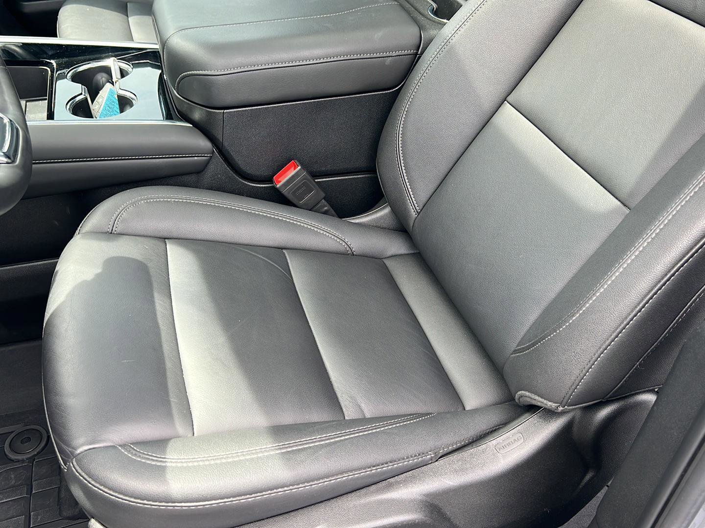 Used 2025 Chevrolet Tahoe Z71 w/ Z71 Off-Road Package AWD/4WD image 33