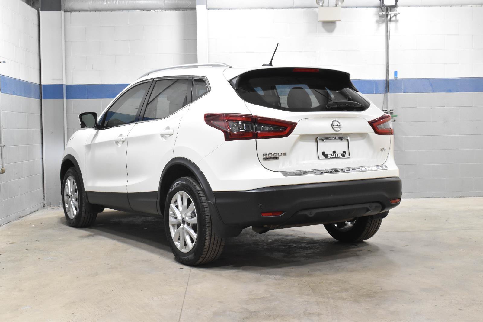 Used 2020 Nissan Rogue Sport SV w/ Technology Package FWD image 23
