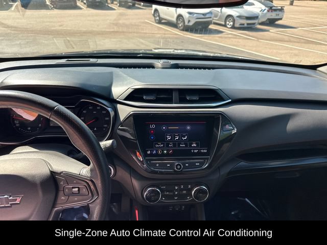 Used 2021 Chevrolet TrailBlazer RS w/ Sun and Liftgate Package FWD image 11