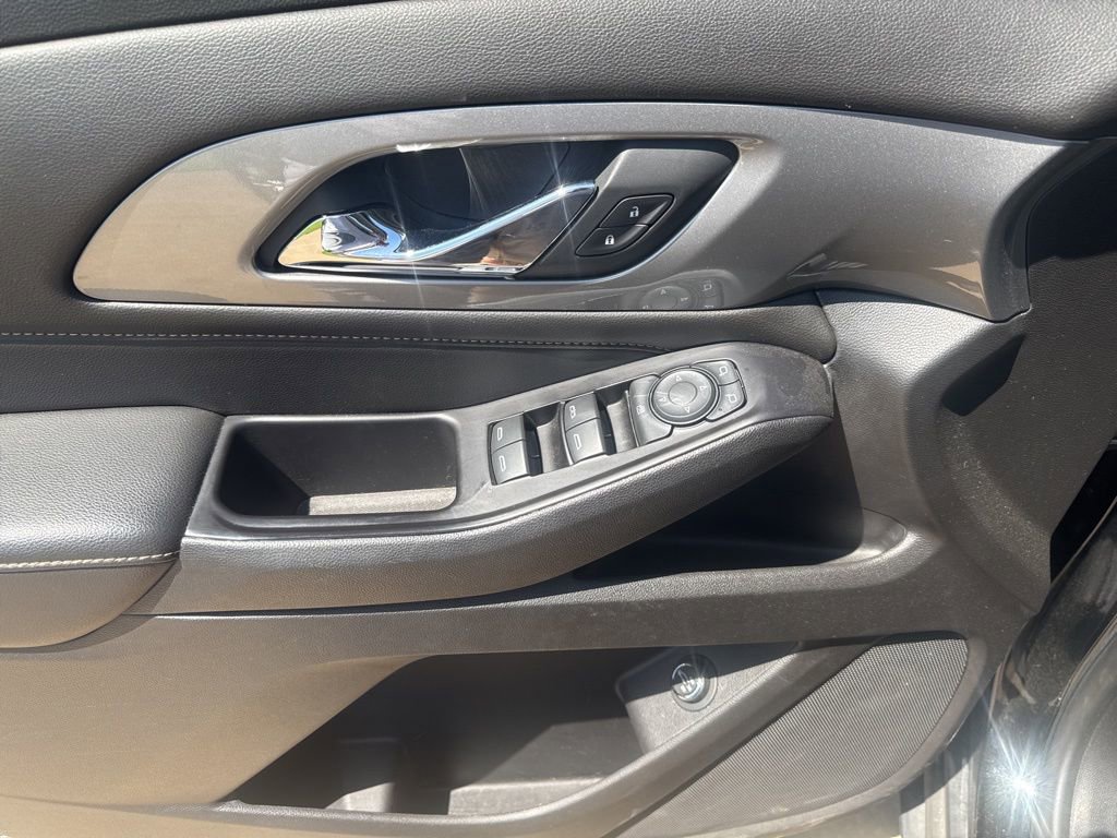 Used 2019 Chevrolet Traverse LT AWD/4WD image 6