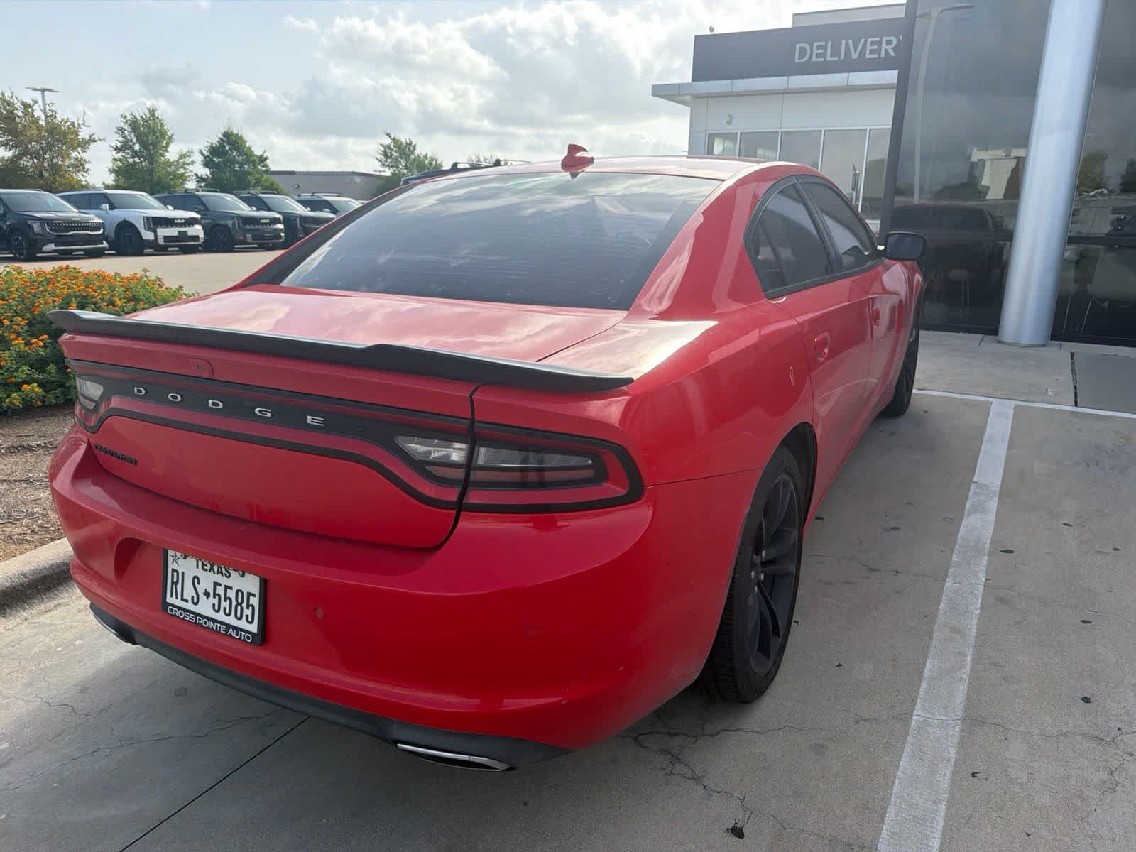 Used 2016 Dodge Charger SXT w/ Plus Group RWD image 9