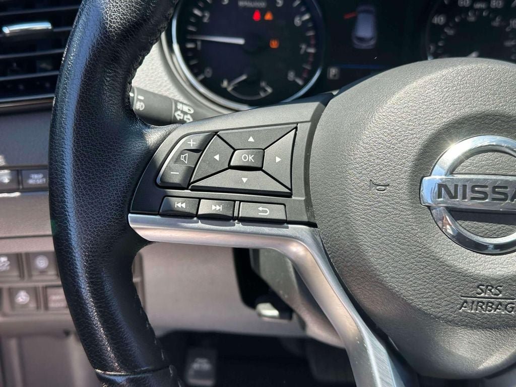 Used 2021 Nissan Rogue Sport SV AWD/4WD image 22