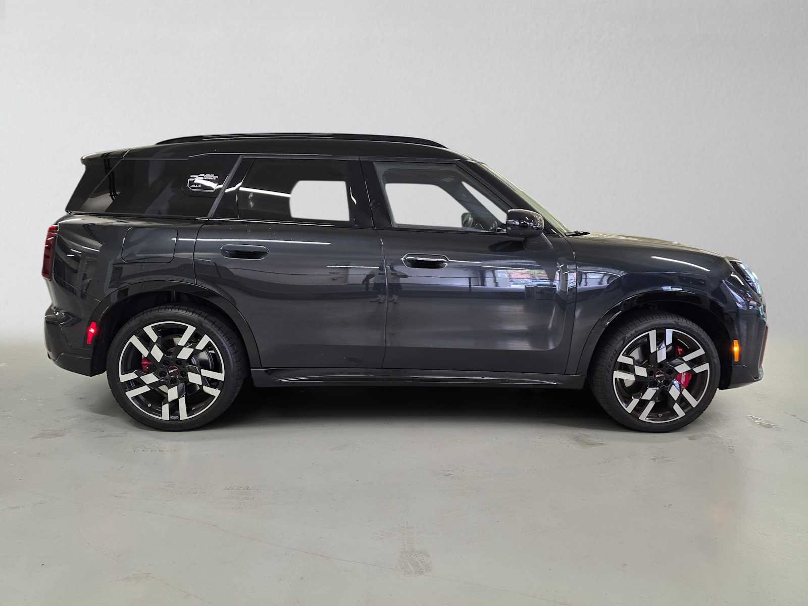 Used 2025 MINI Cooper Countryman John Cooper Works AWD/4WD image 6