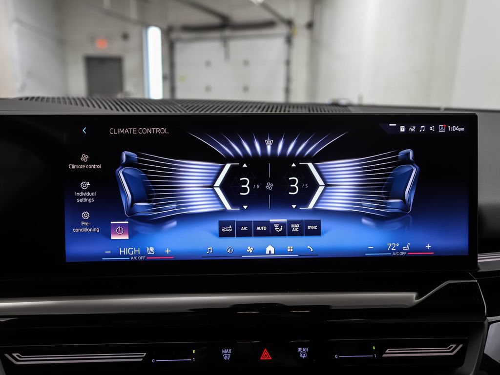 Used 2026 BMW 530i xDrive w/ Premium Package AWD/4WD image 19