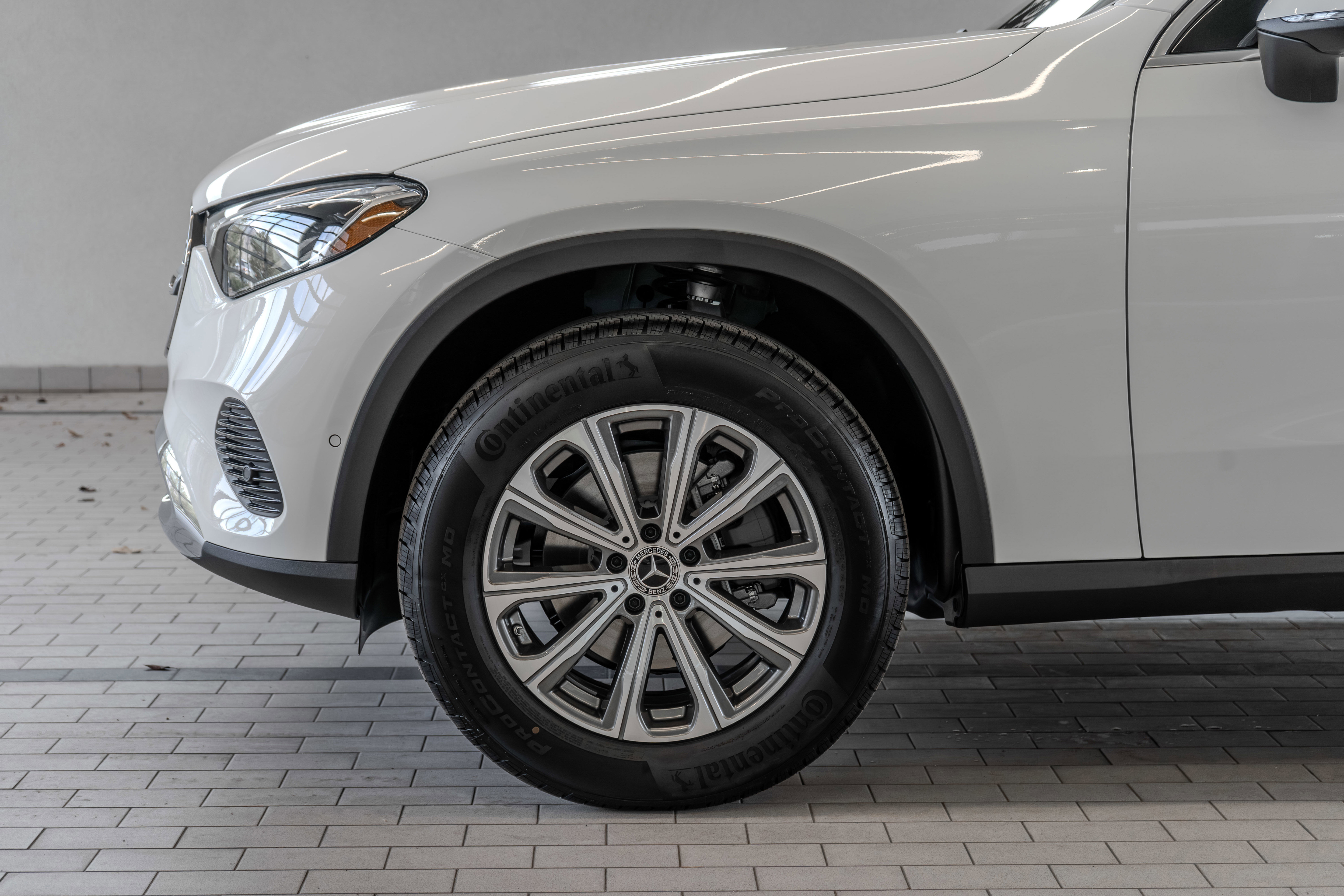 New 2026 Mercedes-Benz GLC 300 4MATIC image 4