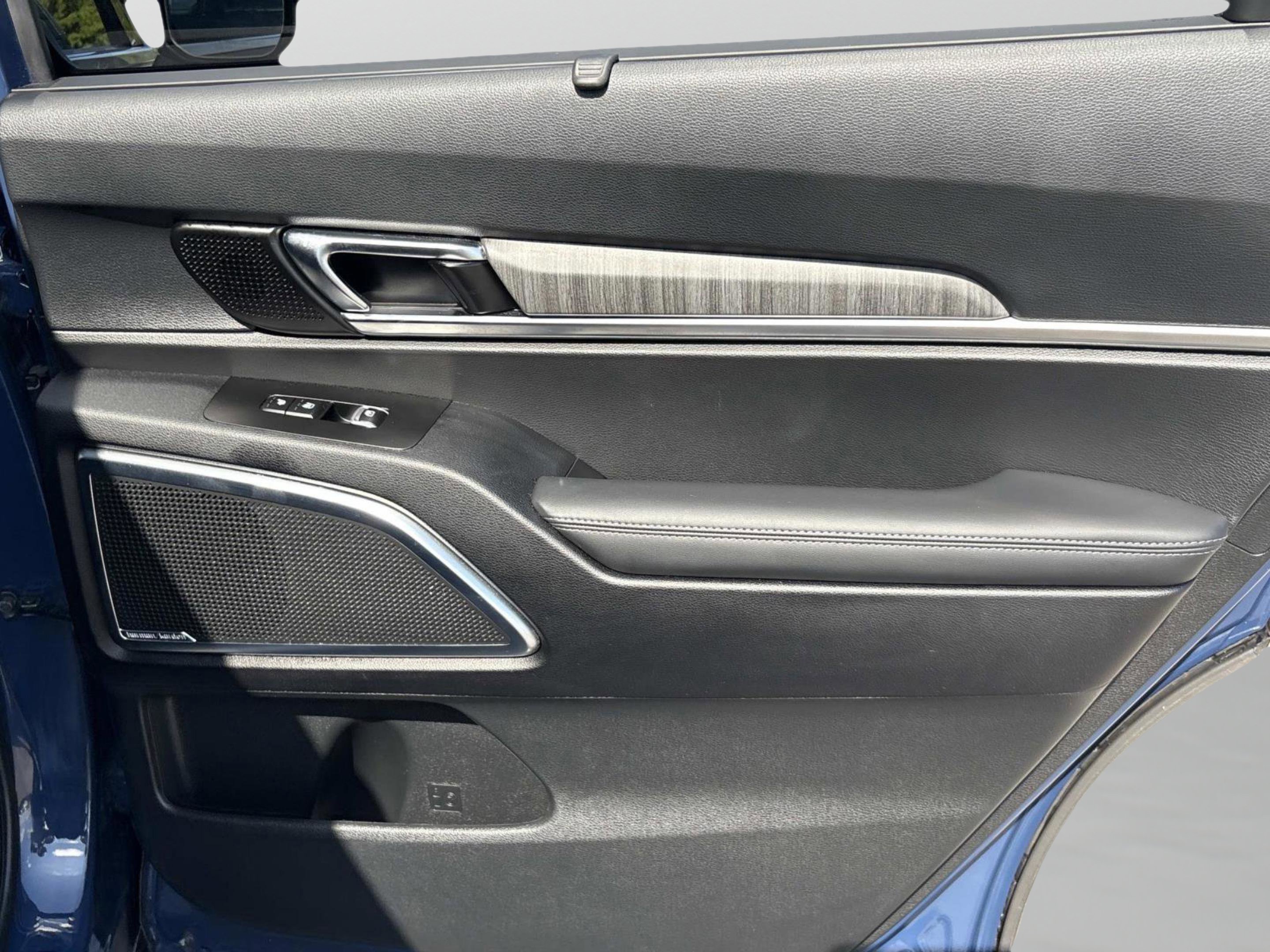 Used 2024 Kia Telluride SX Prestige image 33