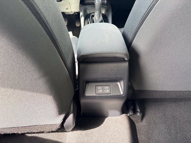 Used 2025 Toyota Corolla LE AWD/4WD image 30