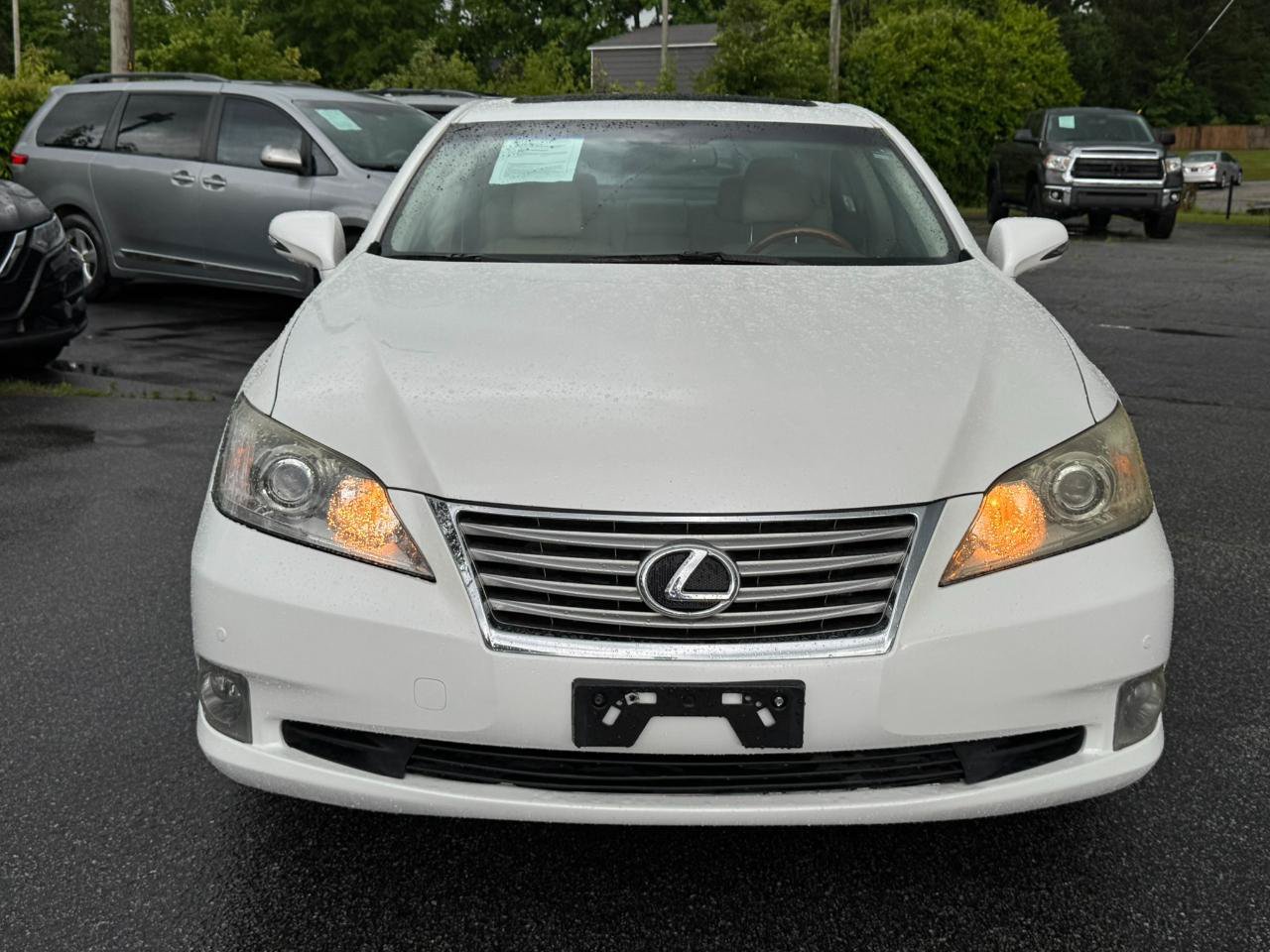 Used 2011 Lexus ES 350 FWD image 2