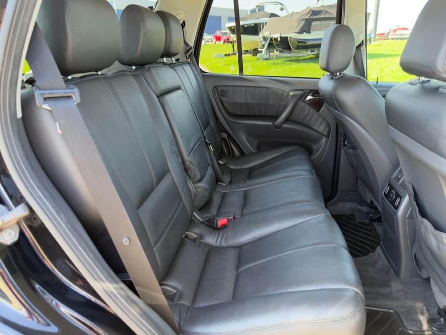 Used 2003 Mercedes-Benz ML 55 AMG 4MATIC image 23