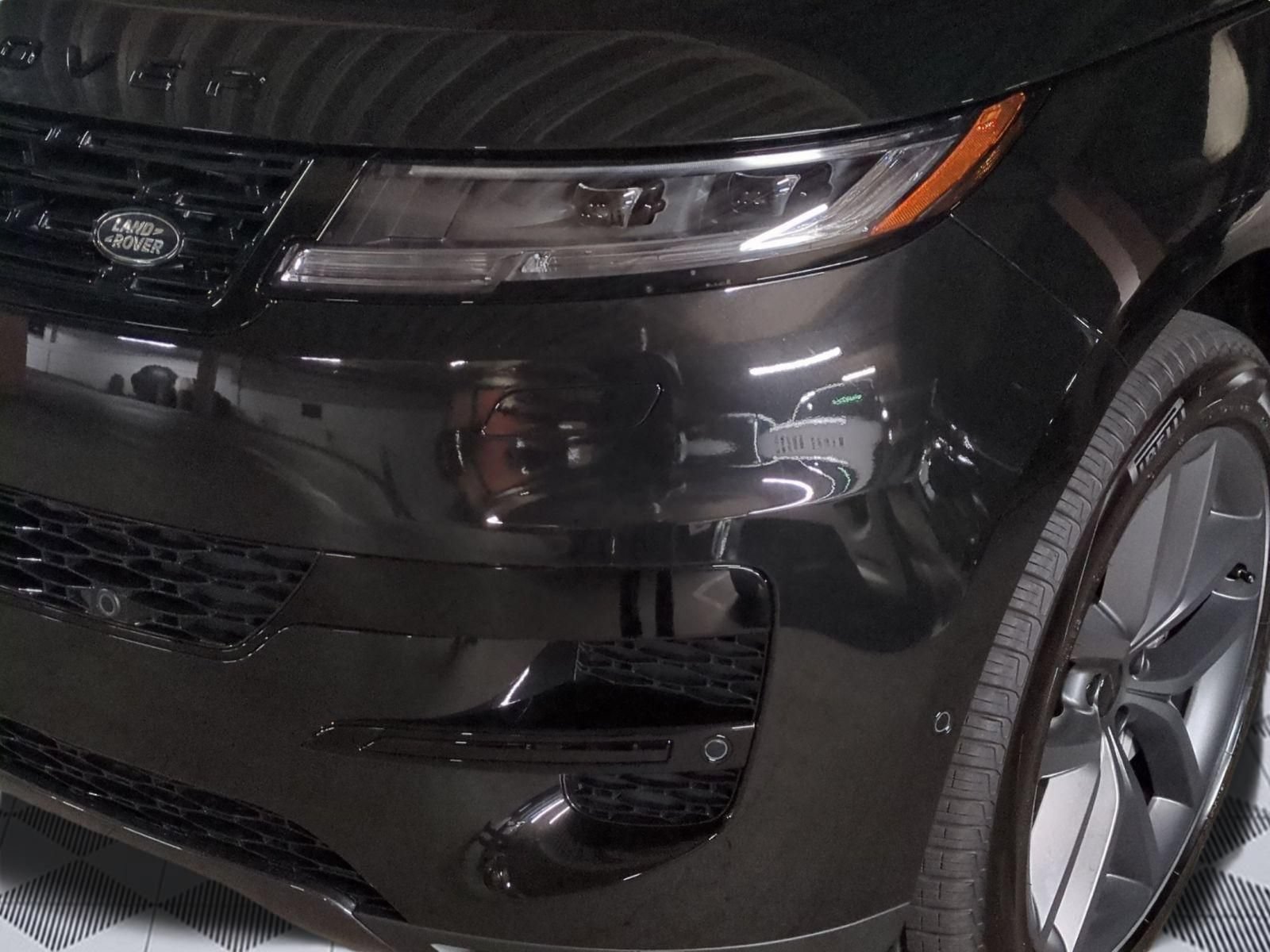 New 2027 Land Rover Range Rover Sport SE AWD/4WD image 10