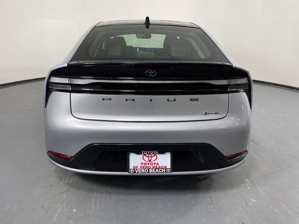 New 2026 Toyota Prius Plug-In Hybrid image 5