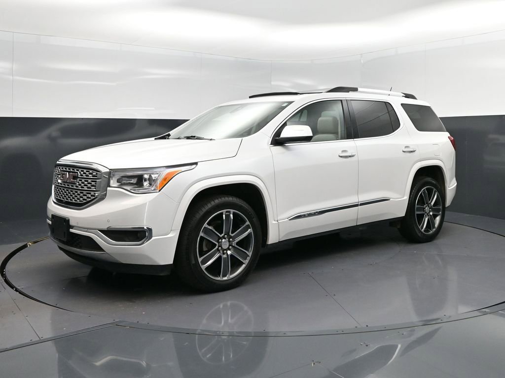 Used 2019 GMC Acadia Denali w/ Technology Package image 3