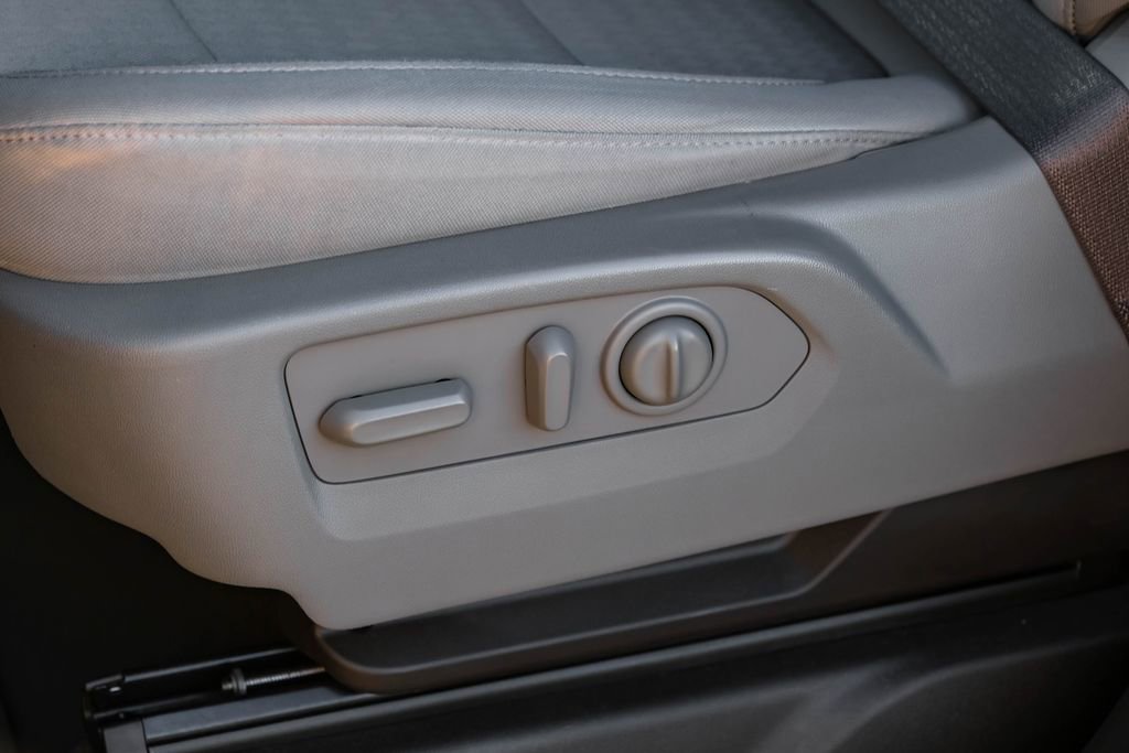 Used 2021 Chevrolet Silverado 1500 RST image 35