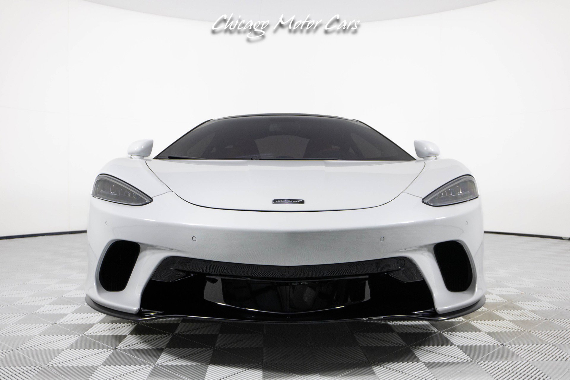 Used 2023 McLaren GT RWD image 7