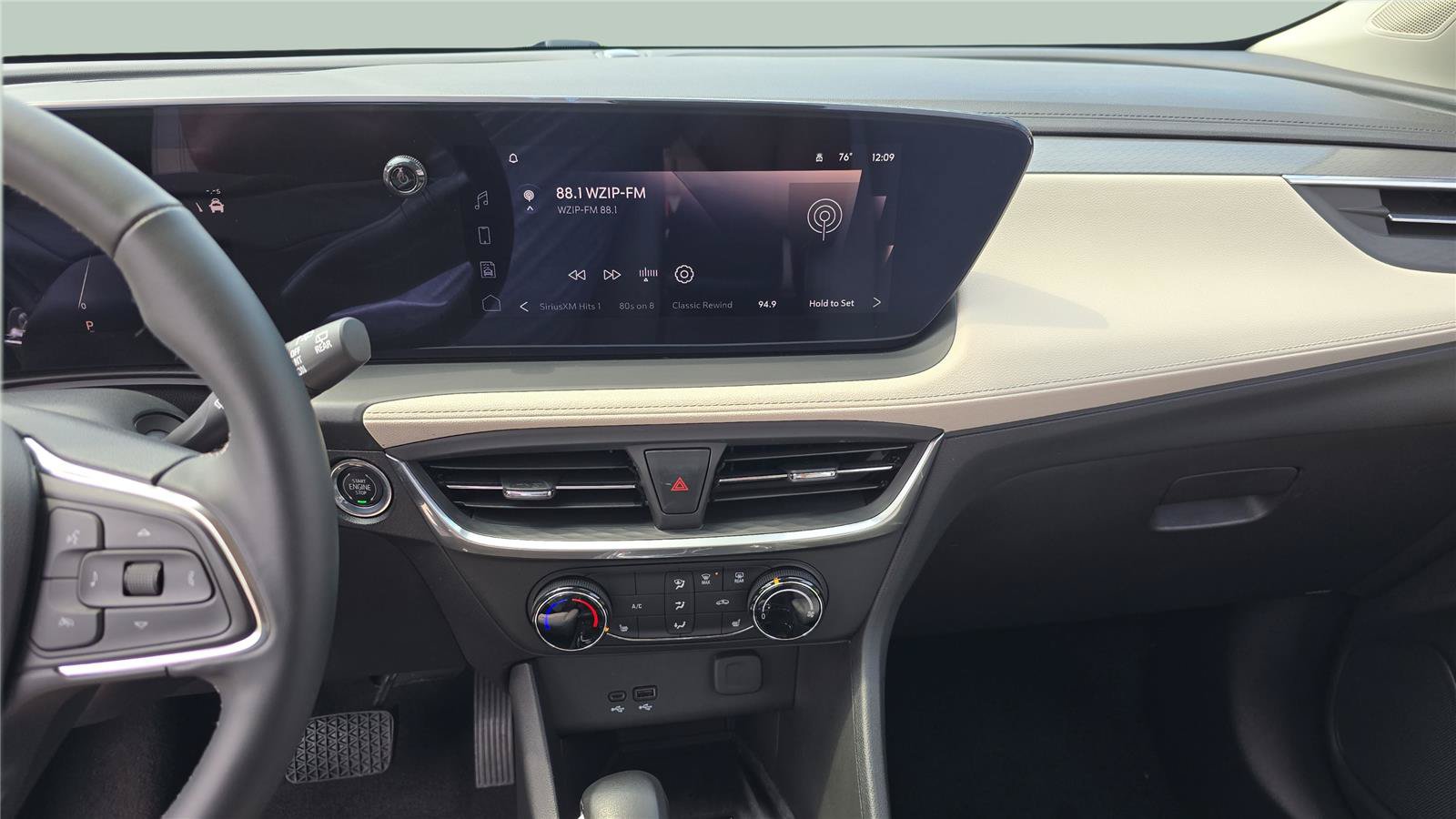 Used 2025 Buick Encore GX Preferred w/ Advanced Technology Package FWD image 21