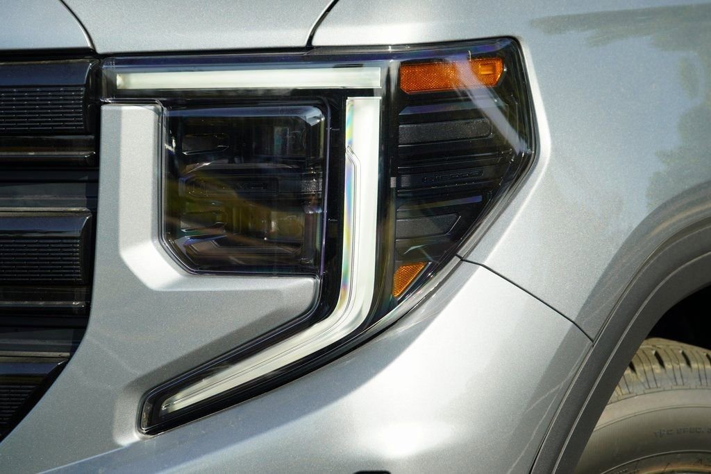 New 2026 GMC Sierra 1500 Elevation image 2