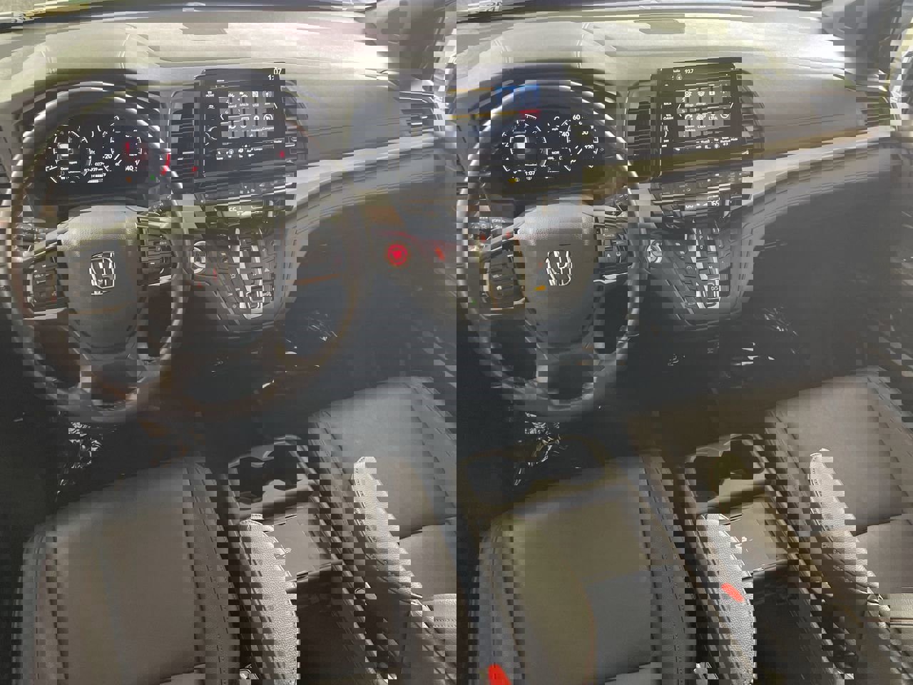 Used 2025 Honda Odyssey Sport-L image 22