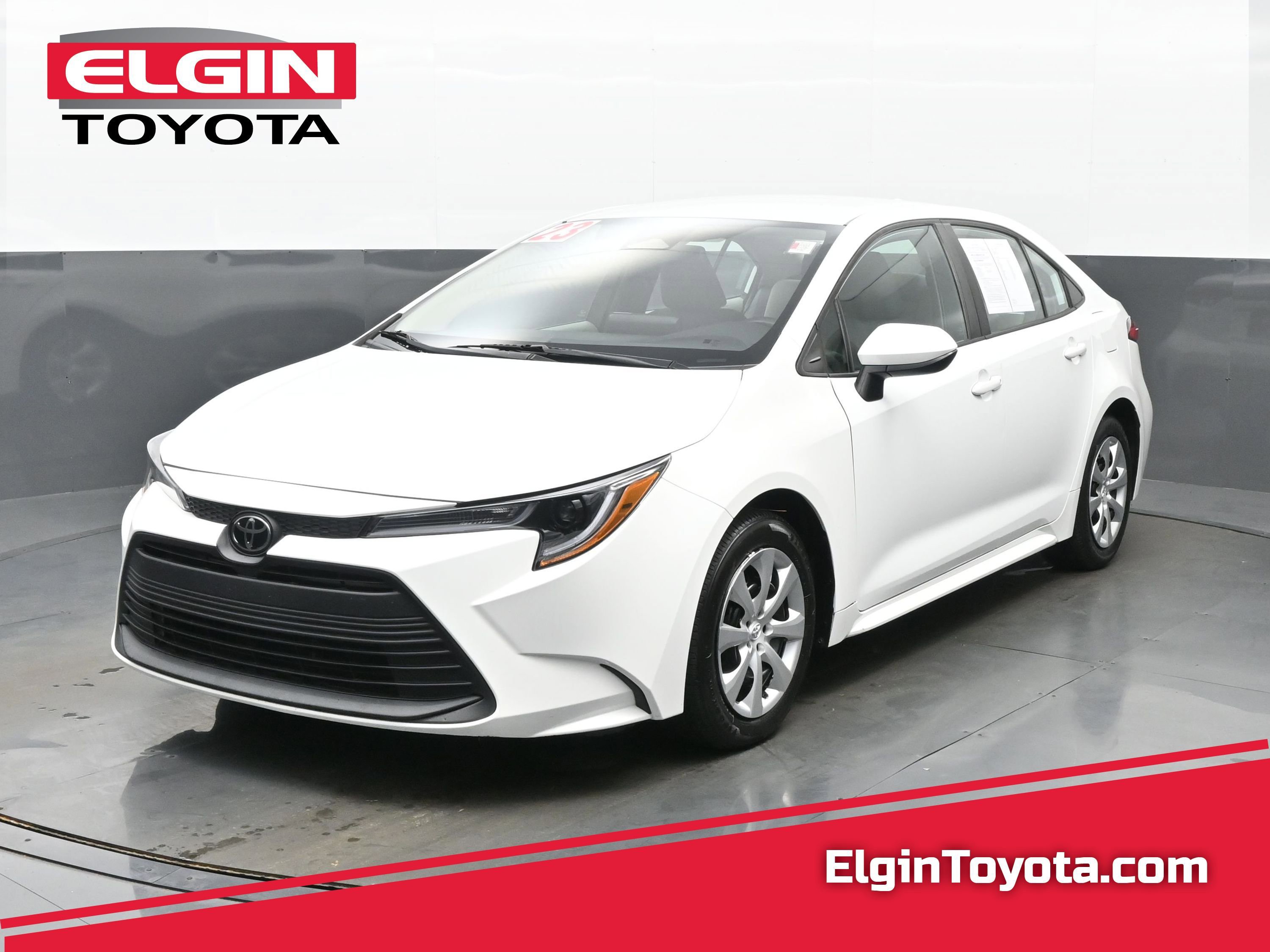 Used 2023 Toyota Corolla LE FWD image 1