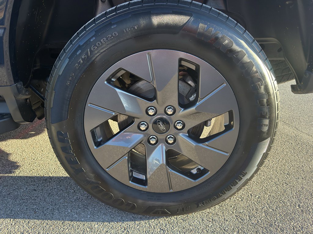 Used 2024 Ford F150 Lightning Flash AWD/4WD image 18