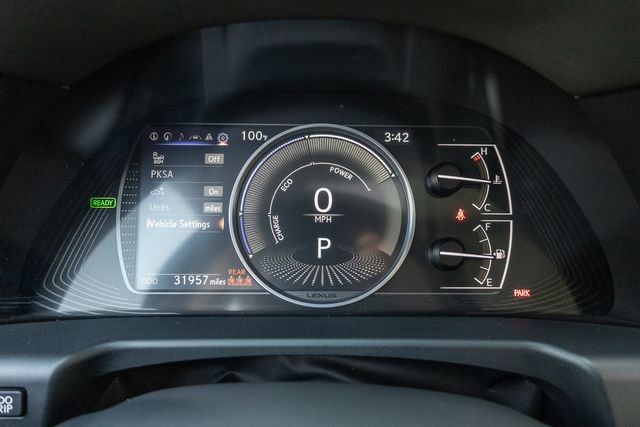 Used 2024 Lexus ES 300h w/ Premium Package FWD image 9