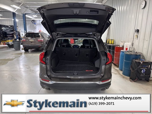 Used 2019 GMC Terrain SLT w/ Preferred Package image 16