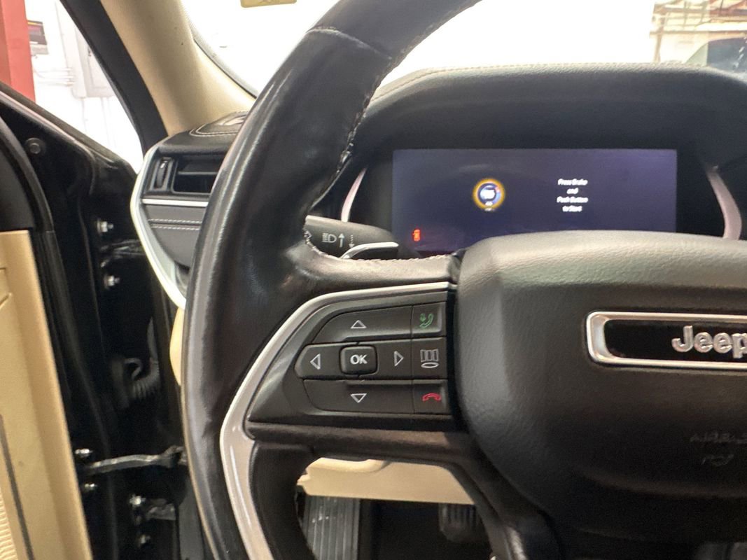 Used 2021 Jeep Grand Cherokee L Limited image 12