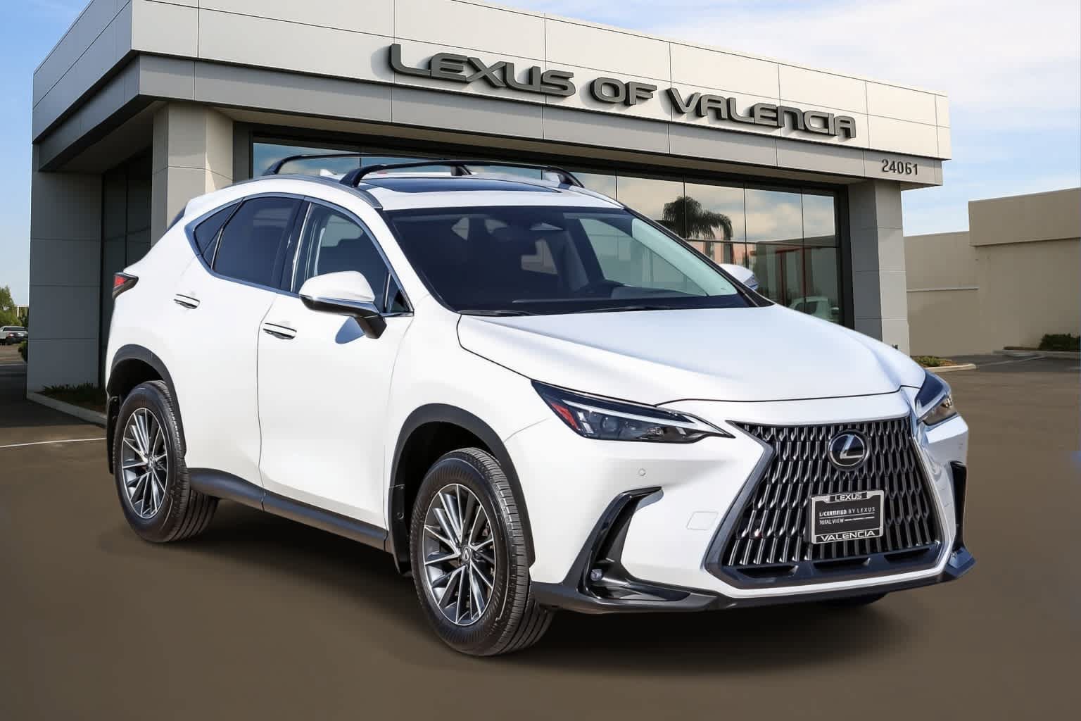 Certified 2025 Lexus NX 250 FWD w/ Premium Package image 5