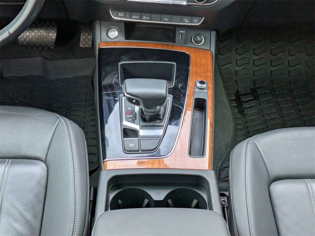Used 2023 Audi Q5 2.0T Premium w/ Convenience Package image 20