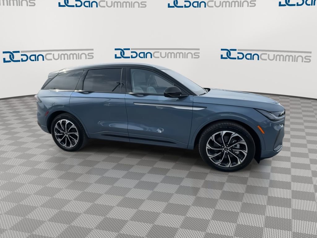 New 2026 Lincoln Nautilus Reserve image 9