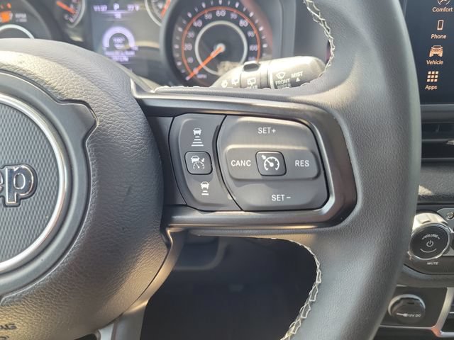 Used 2025 Jeep Wrangler Unlimited Sport AWD/4WD image 24