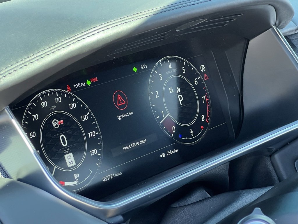 Used 2022 Land Rover Range Rover Sport SVR image 27