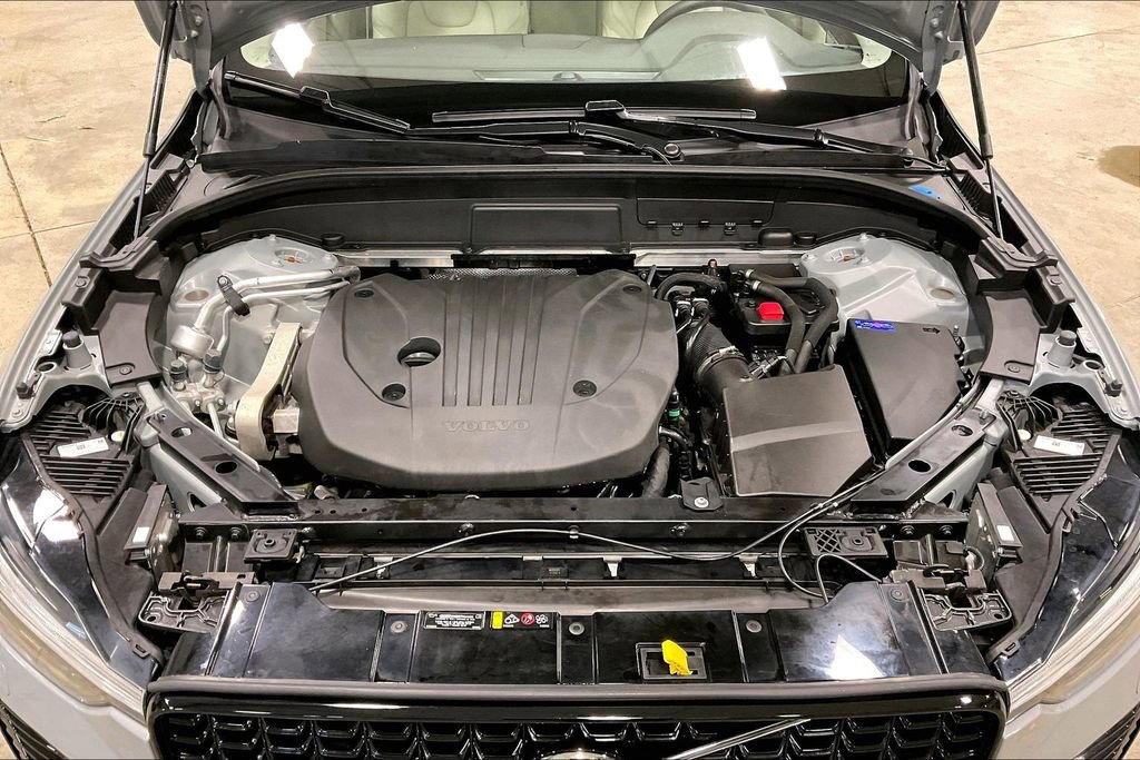 Certified 2024 Volvo XC60 B5 Core w/ Protection Package Premier AWD/4WD image 30